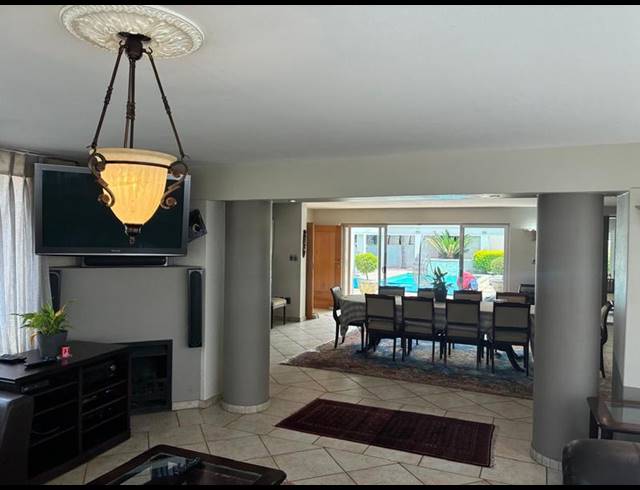 5 BEDROOM PROPERTY TO RENT IN WATERKLOOF RIDGE